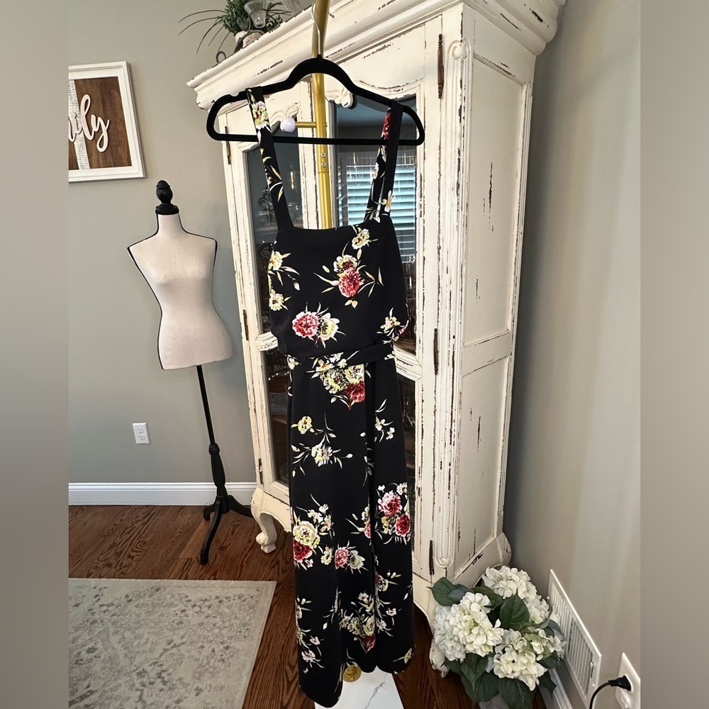 Fourteenth Place Floral Dress NWT (Size L) - Picture 5 of 7